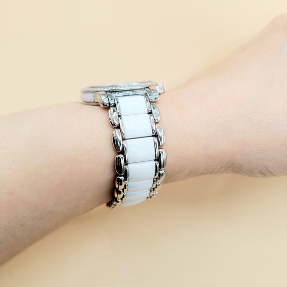 David Yurman Classic Quartz Watch With Diamond Bezel and White Ceramic - Picture 12 of 15